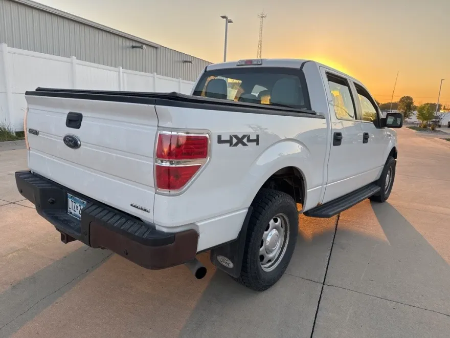 2013 Ford F-150 XL photo 1