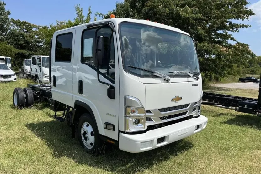 2025 Chevrolet Silverado 3500HD photo 1