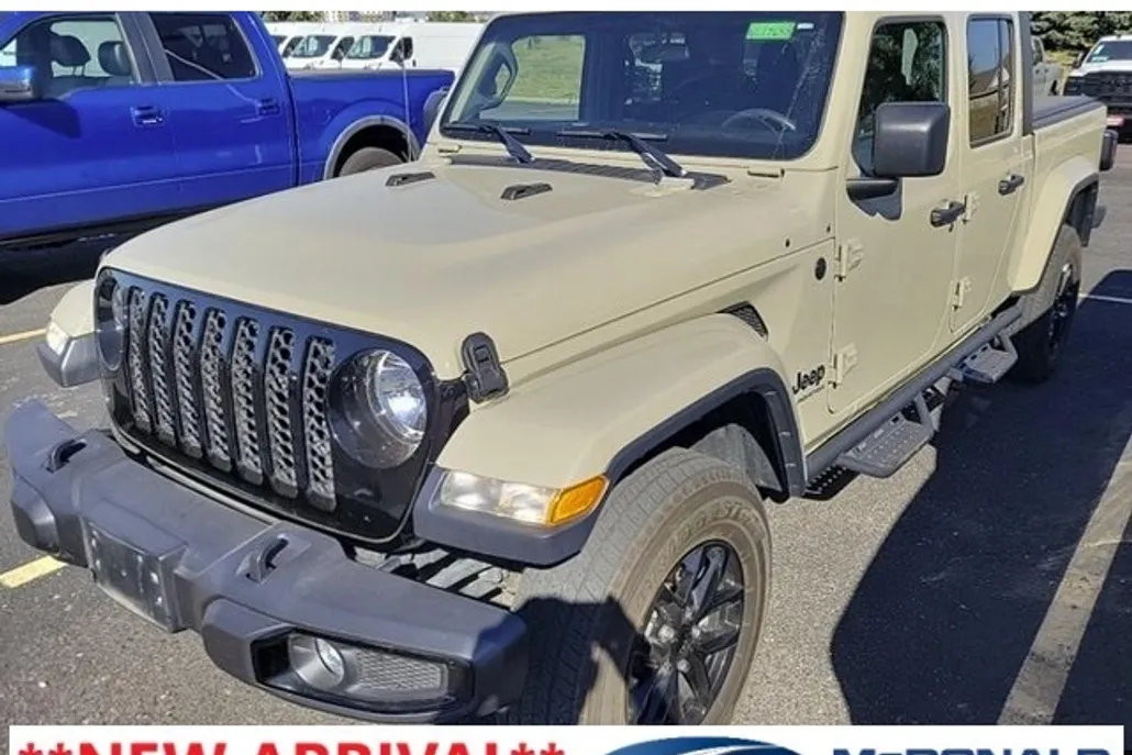 2022 Jeep Gladiator Altitude photo 1
