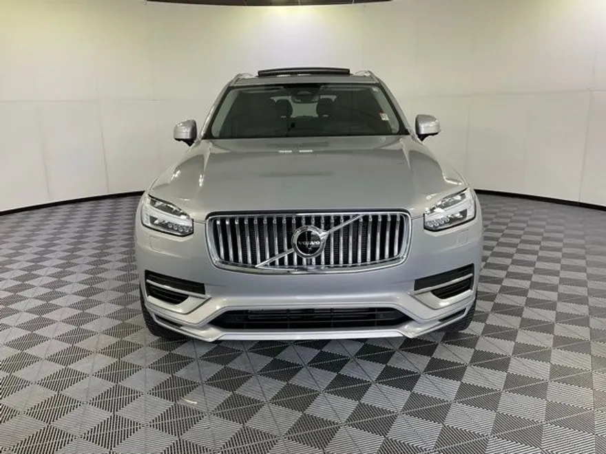 2023 Volvo XC90 Recharge Plus photo 1