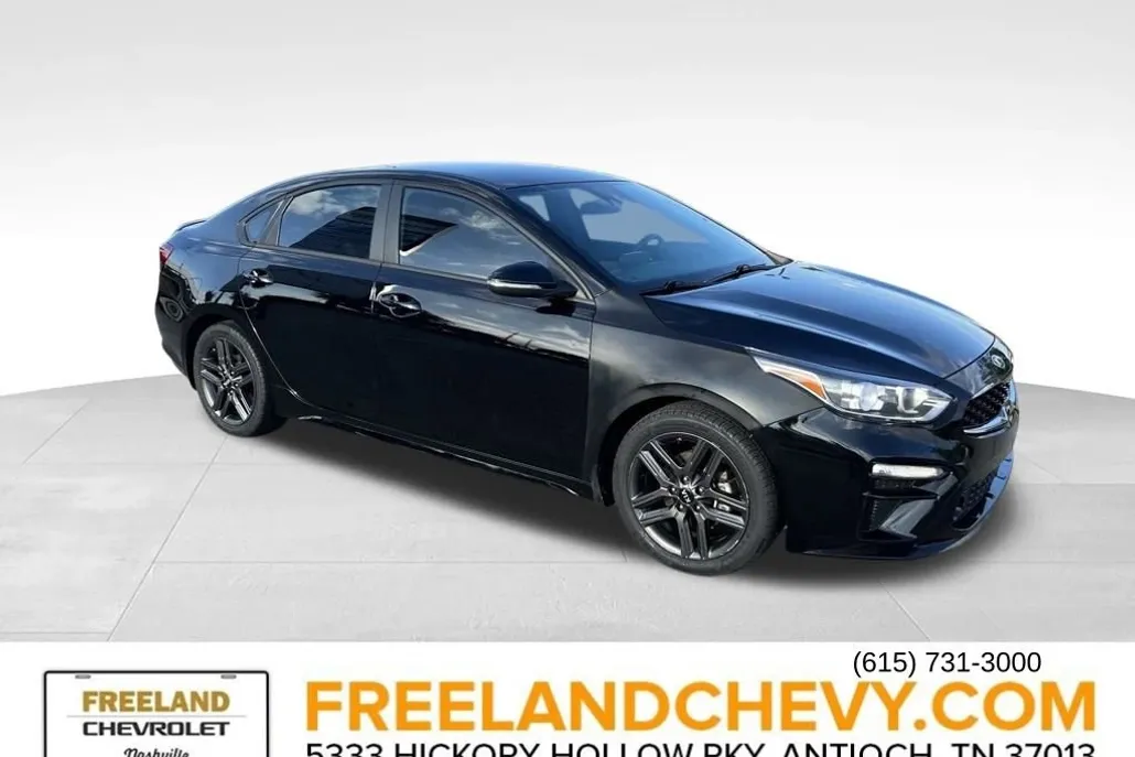 2020 Kia Forte GT-Line photo 1