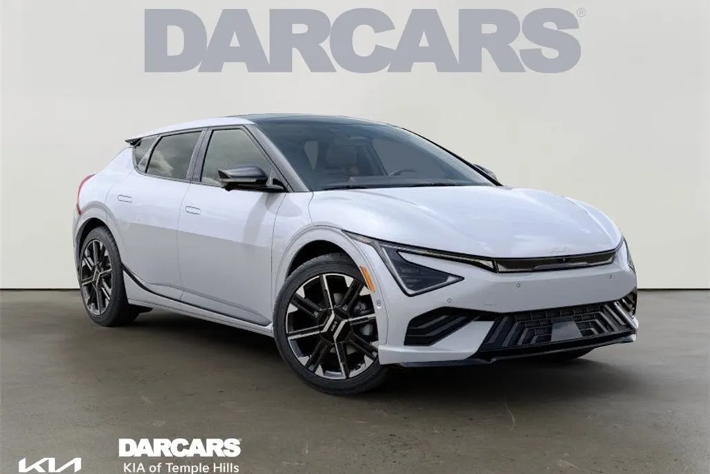 2025 Kia EV6 GT-Line photo 1