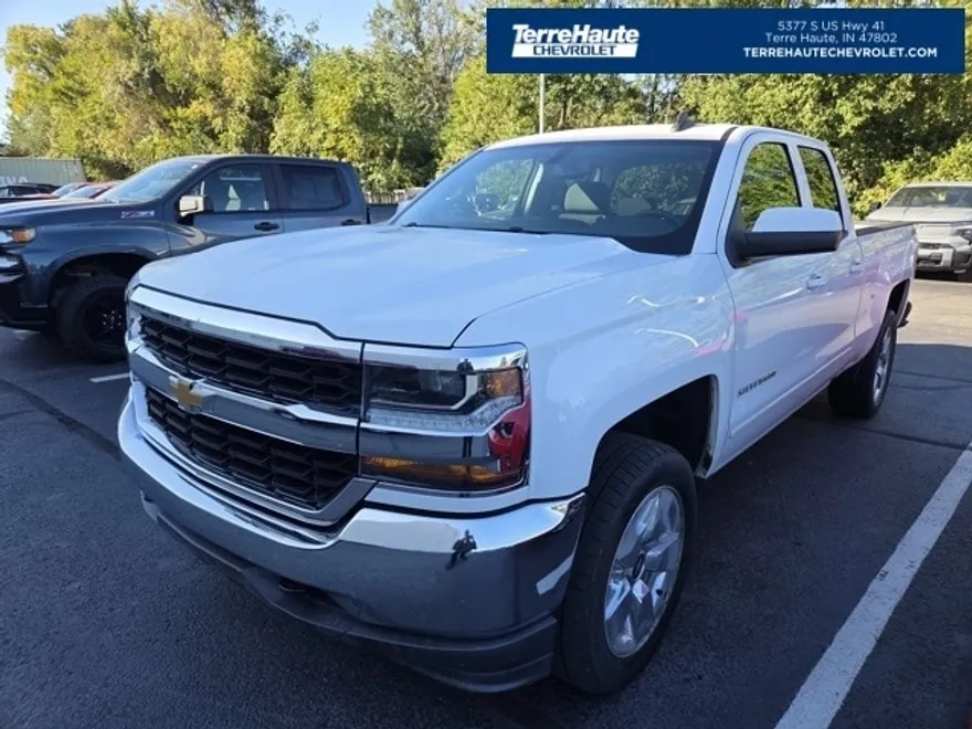 2018 Chevrolet Silverado 1500 LT photo 1