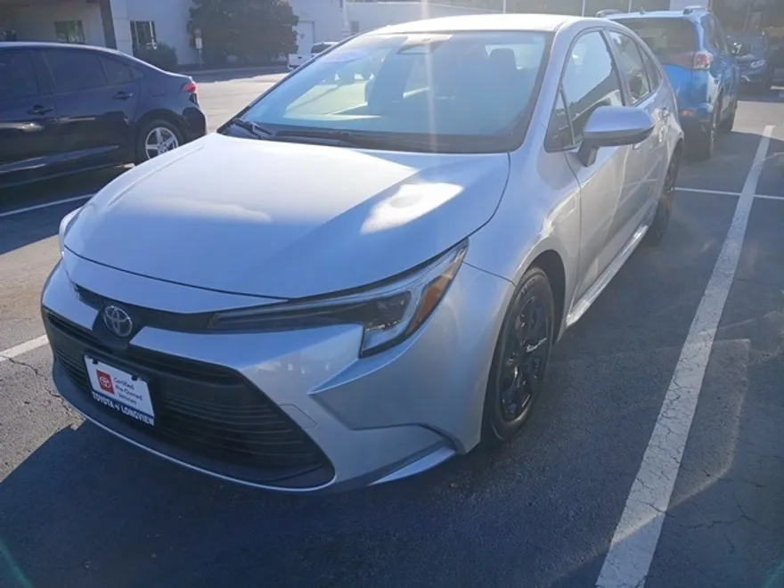 2025 Toyota Corolla Hybrid LE photo 1
