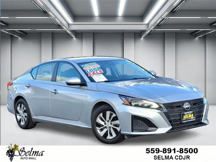 2023 Nissan Altima 2.5 S photo 1