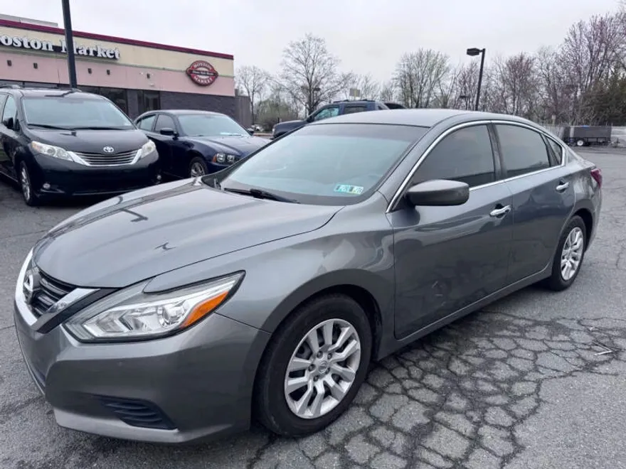 2018 Nissan Altima 2.5 S photo 1