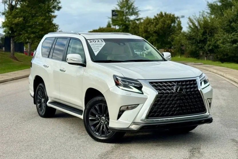 2023 Lexus GX 460 Luxury photo 1