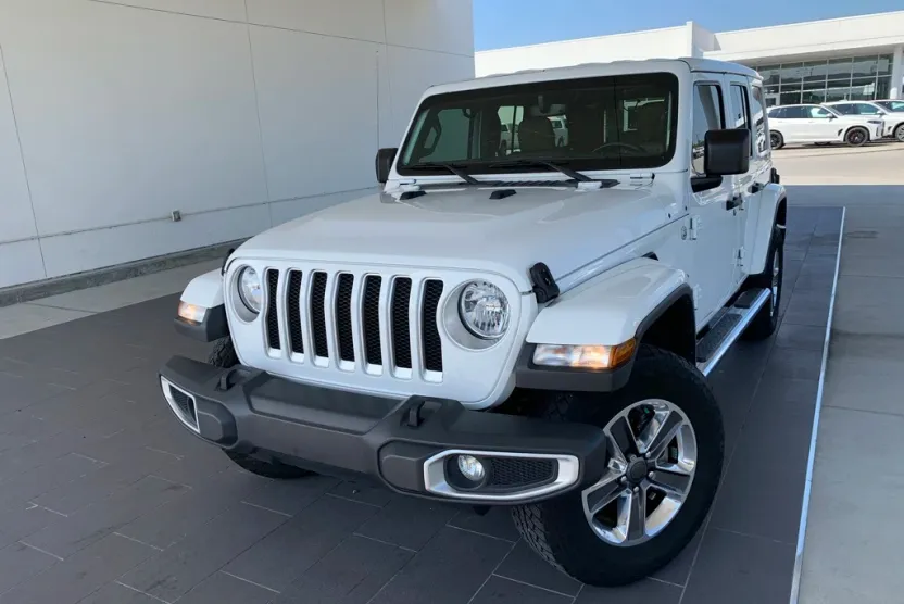 2020 Jeep Wrangler Unlimited Sahara photo 1