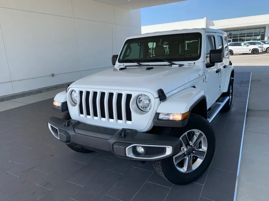 2020 Jeep Wrangler Unlimited Sahara photo 1