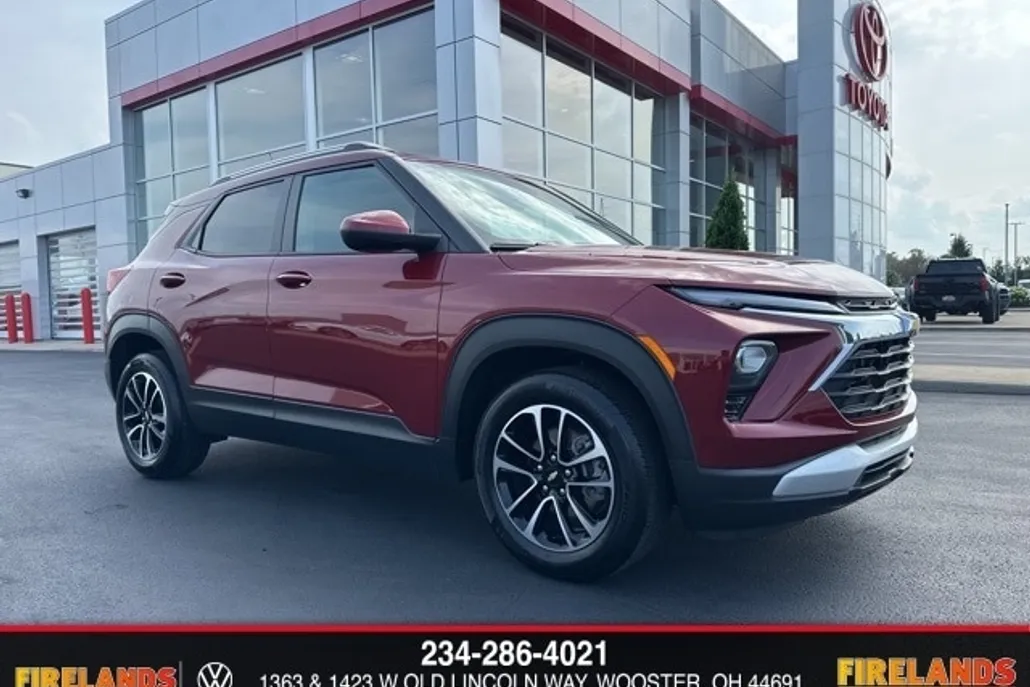2024 Chevrolet Trailblazer LT photo 1