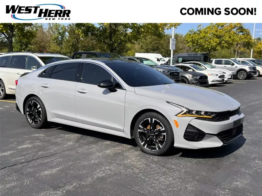 2023 Kia K5 GT-Line photo 1
