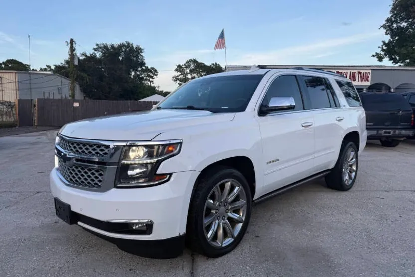 2016 Chevrolet Tahoe LTZ photo 1