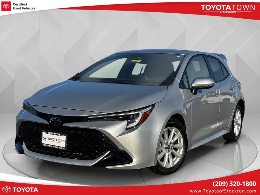 2023 Toyota Corolla SE photo 1