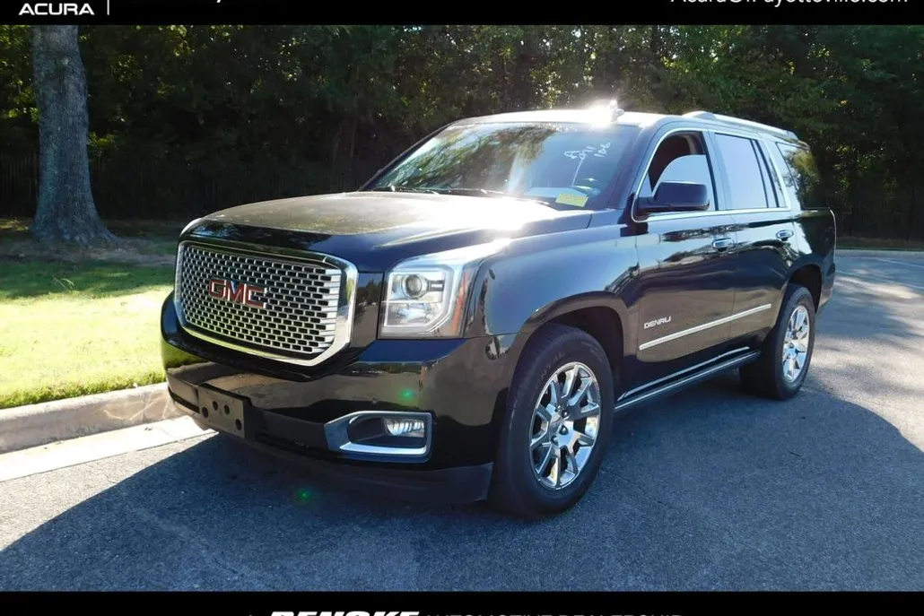 2017 Gmc Yukon Denali photo 1