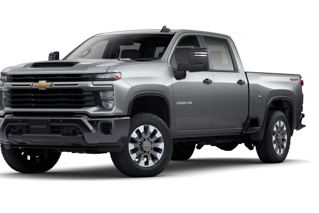 2025 Chevrolet Silverado 2500HD Custom photo 1