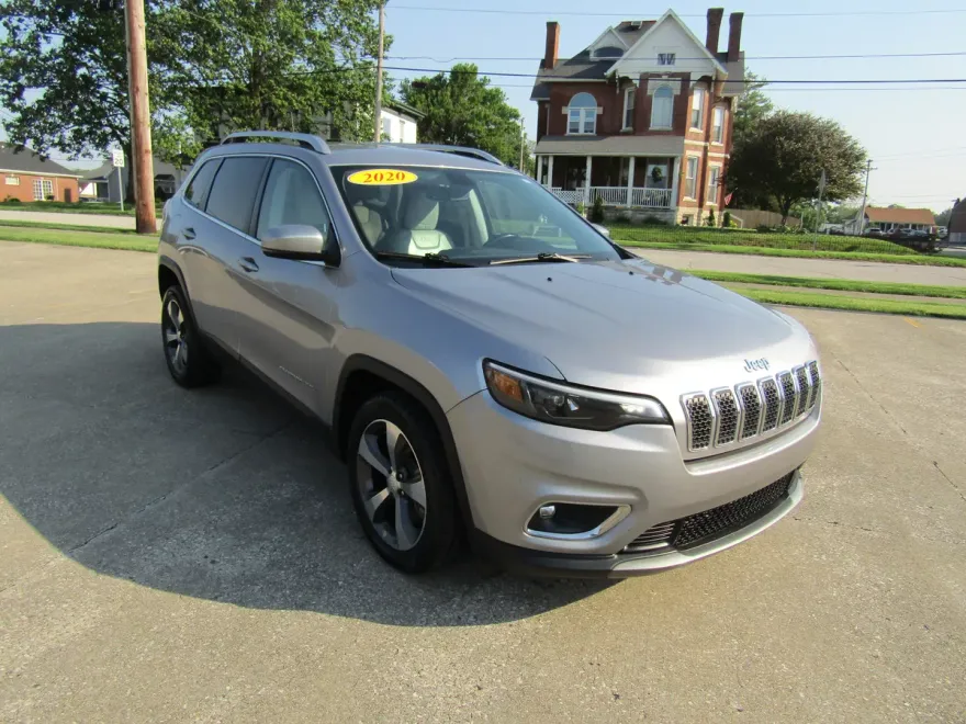 2020 Jeep Cherokee Limited Sport photo 1
