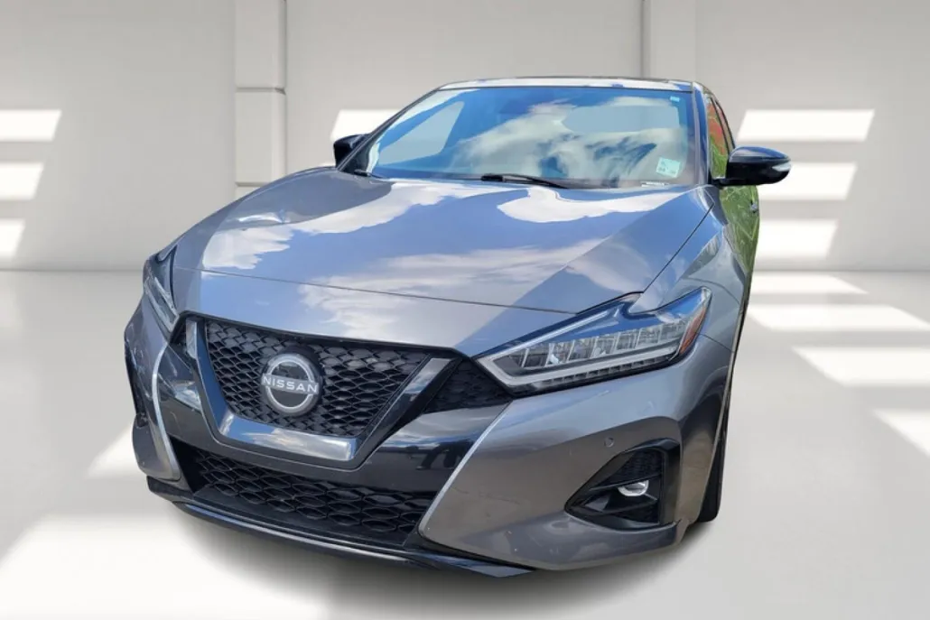 2023 Nissan Maxima SR photo 1