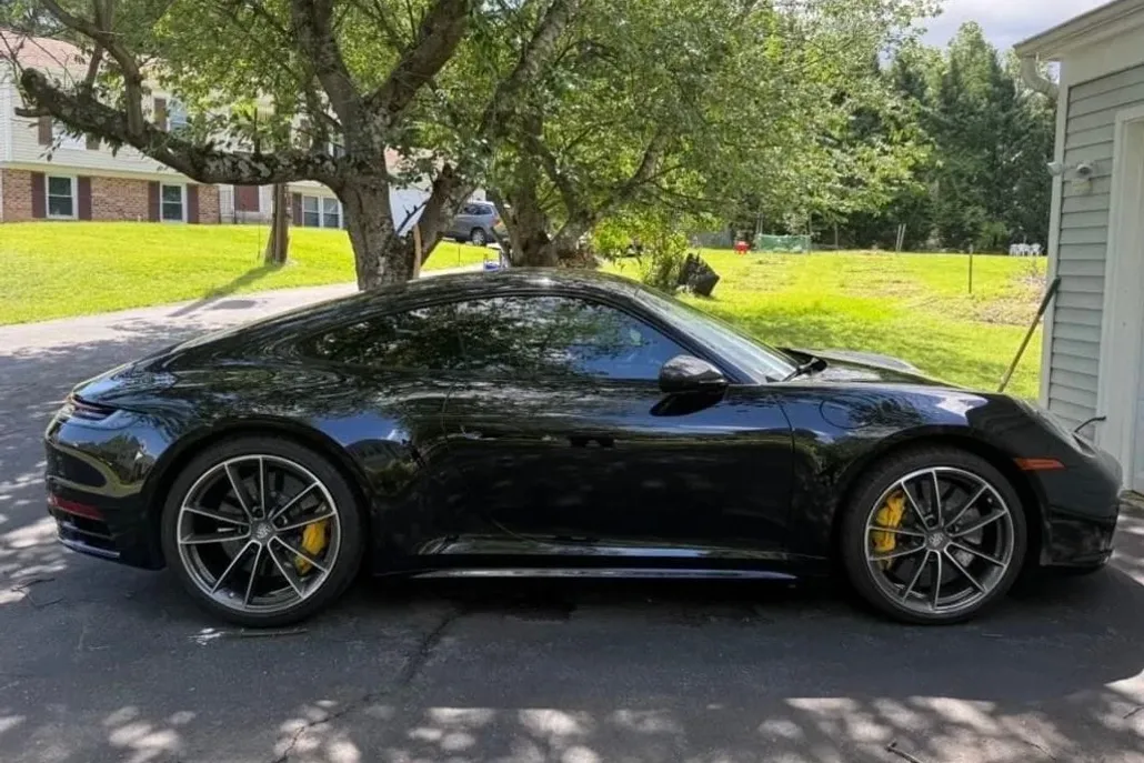 2022 Porsche 911 S photo 1