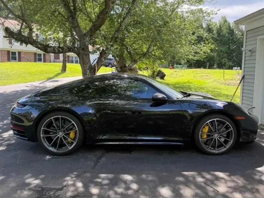 2022 Porsche 911 S photo 1