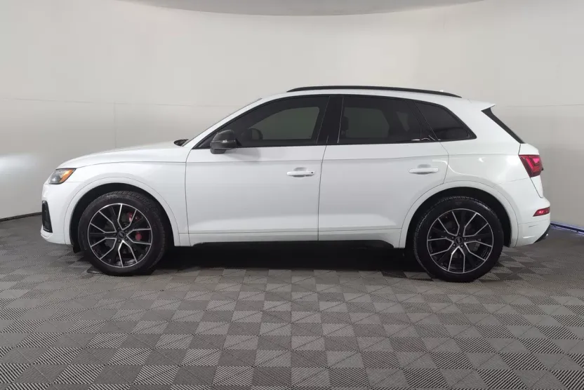2022 Audi SQ5 Premium Plus photo 1