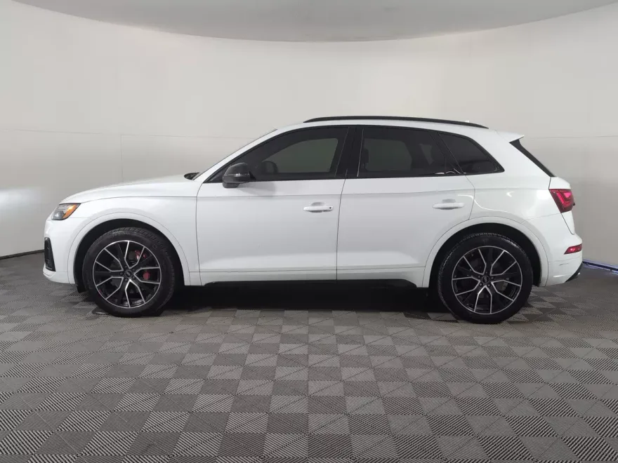 2022 Audi SQ5 Premium Plus photo 1