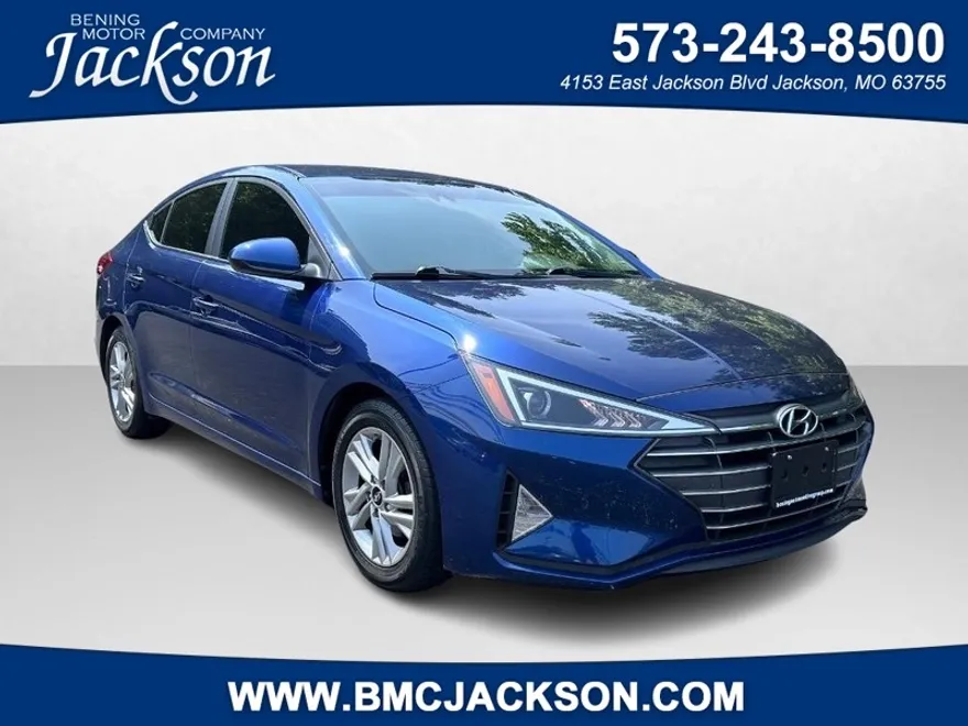 2020 Hyundai Elantra SEL photo 1