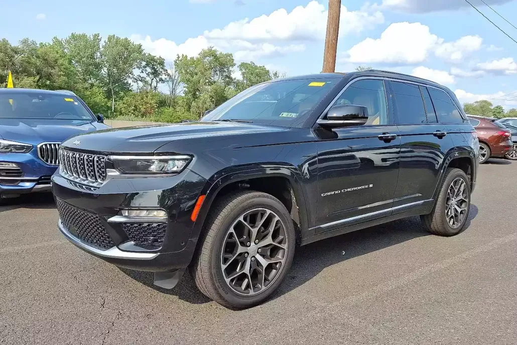 2024 Jeep Grand Cherokee Summit Reserve Sport photo 1