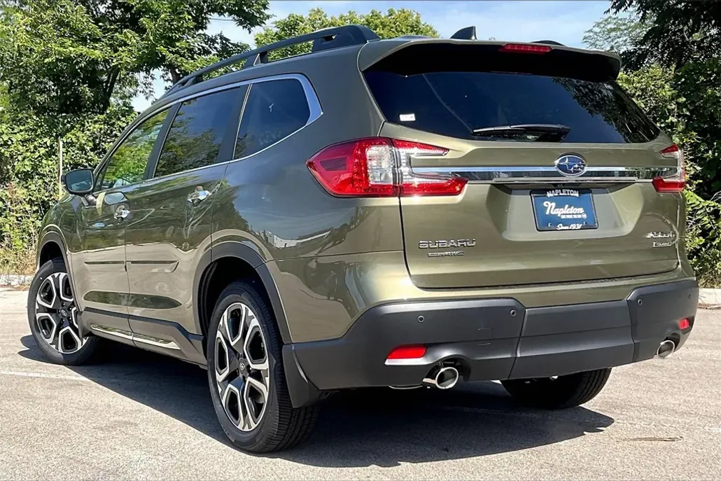 2025 Subaru Ascent Touring photo 1