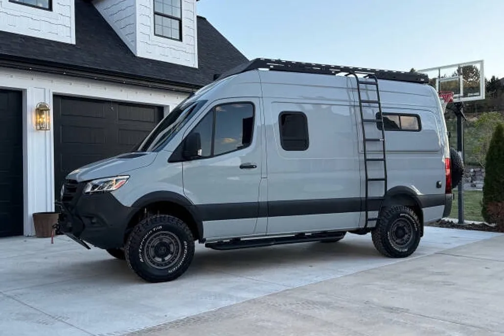 2022 Mercedes Benz Sprinter 2500 photo 1