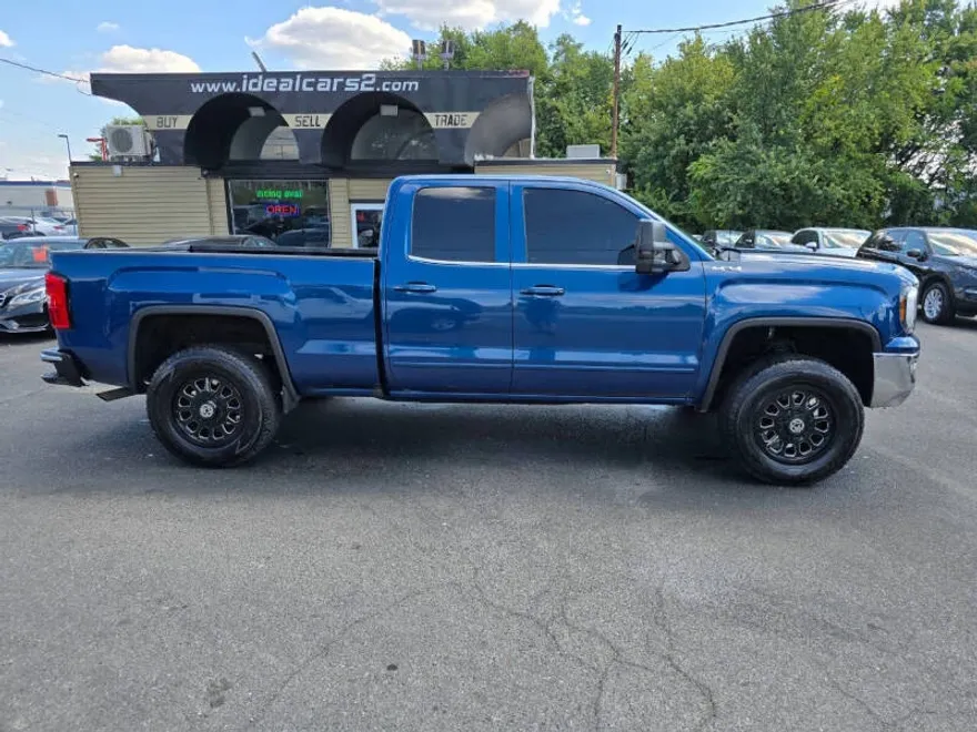 2017 Gmc Sierra 1500 SLE photo 1