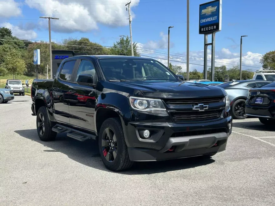 2019 Chevrolet Colorado LT photo 1