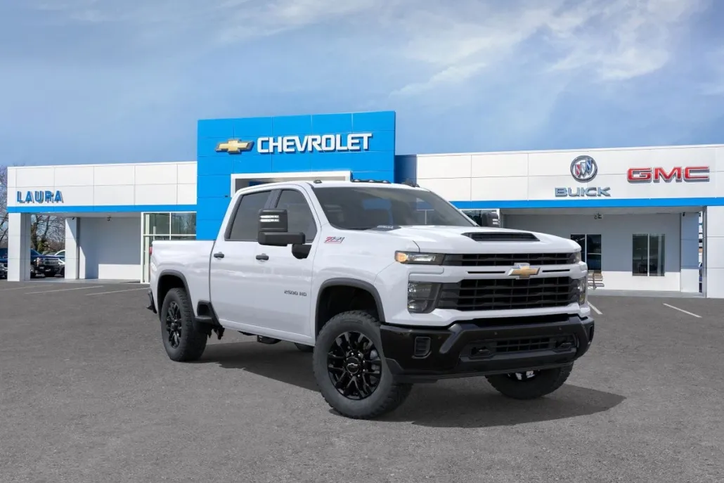 2025 Chevrolet Silverado 2500HD Custom photo 1