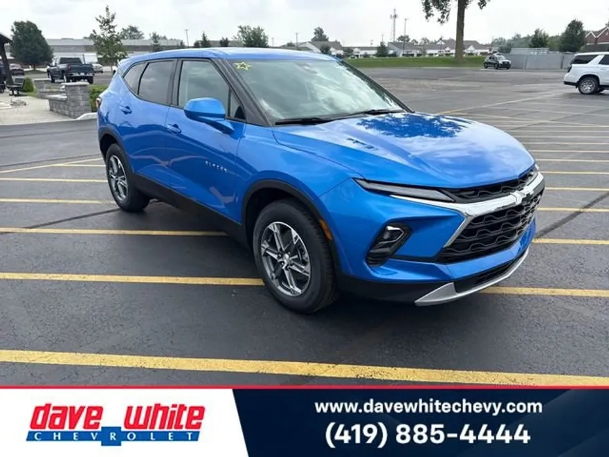 2025 Chevrolet Blazer 2LT photo 1