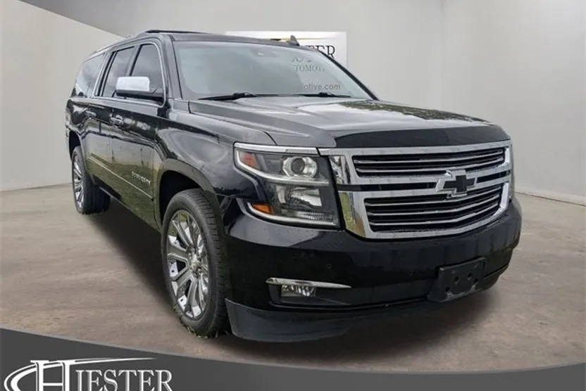 2017 Chevrolet Suburban Premier photo 1