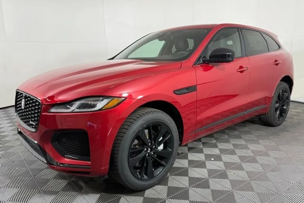 2025 Jaguar F-PACE P250 photo 1