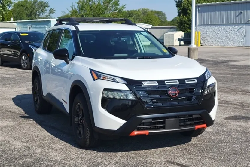 2026 Nissan Rogue SV photo 1
