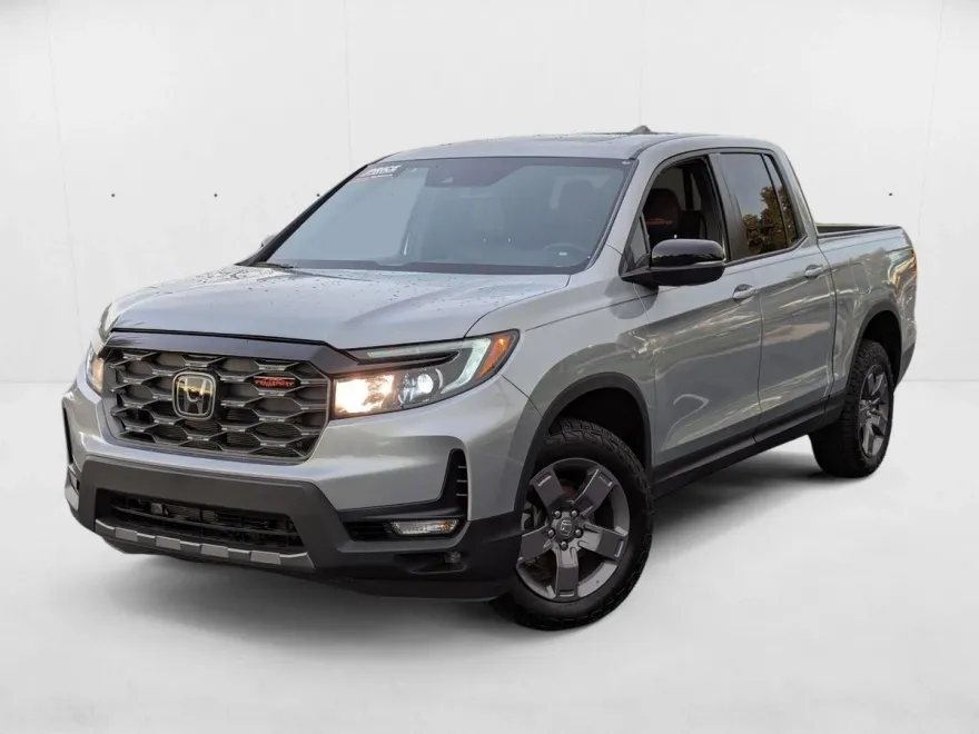 2025 Honda Ridgeline TrailSport photo 1
