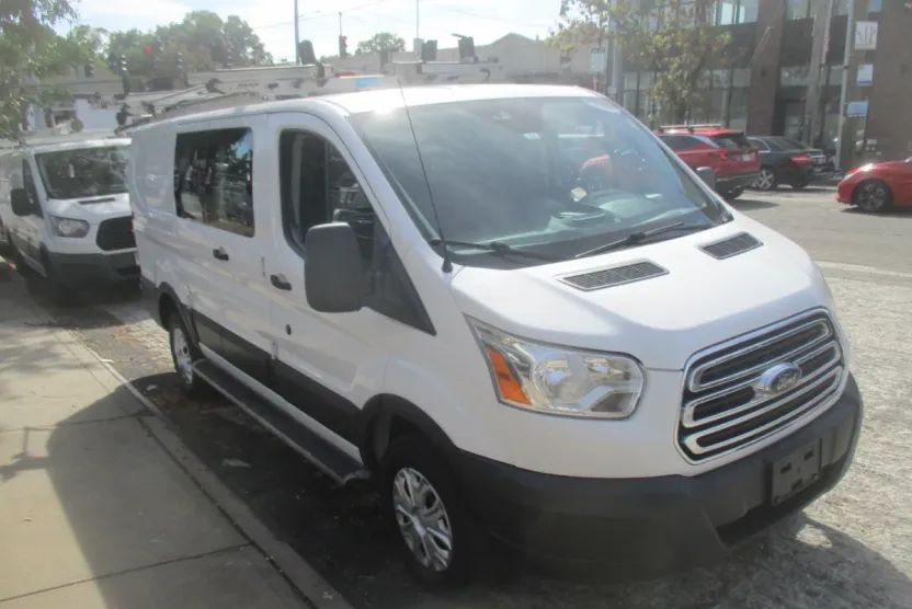 2018 Ford Transit Van photo 1