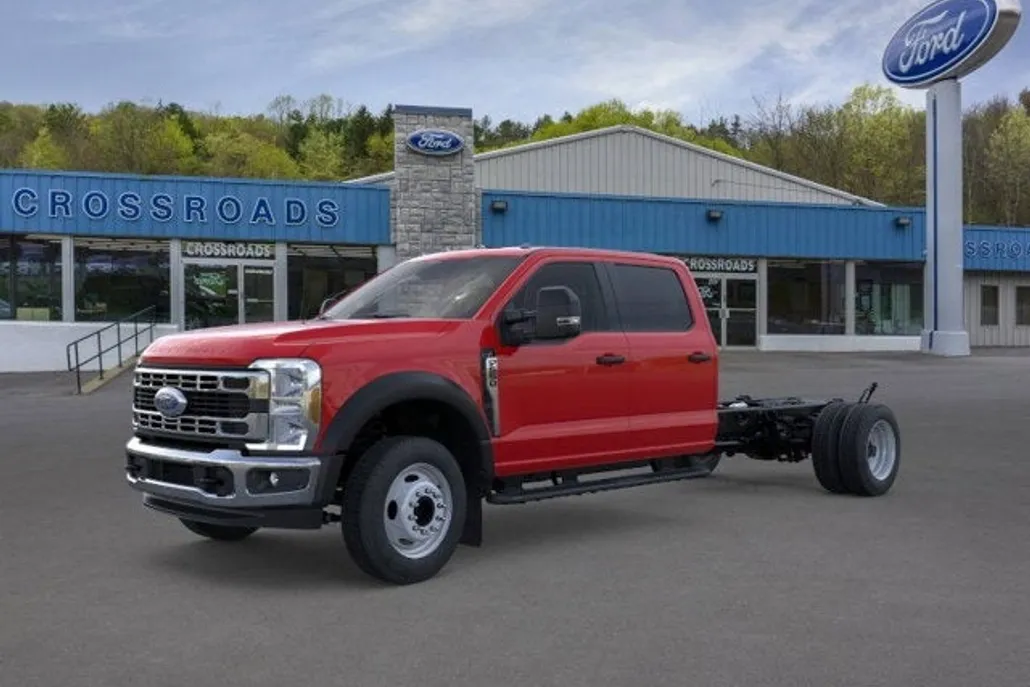 2026 Ford F-550 photo 1