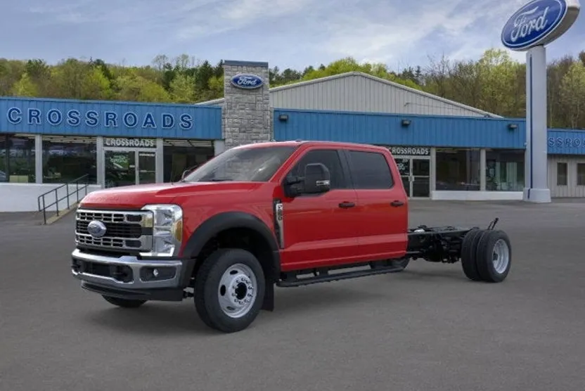 2026 Ford F-550 photo 1