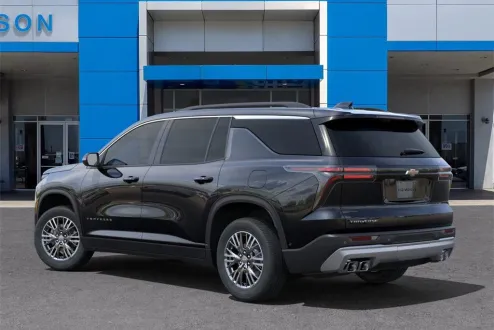 2025 Chevrolet Traverse photo 3