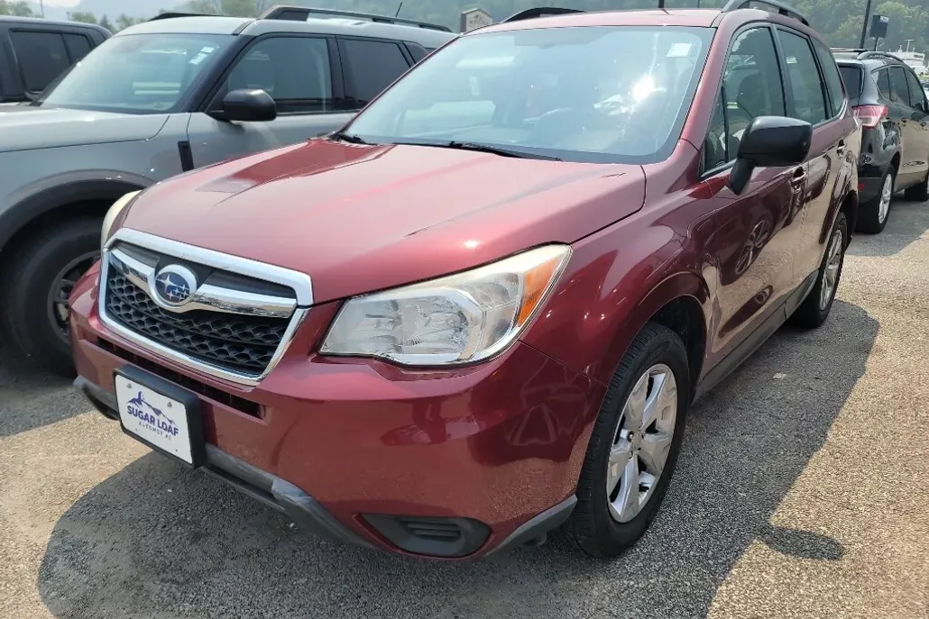 2015 Subaru Forester 2.5i photo 1