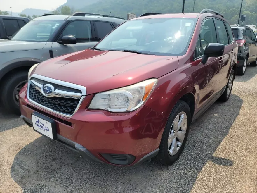 2015 Subaru Forester 2.5i photo 1