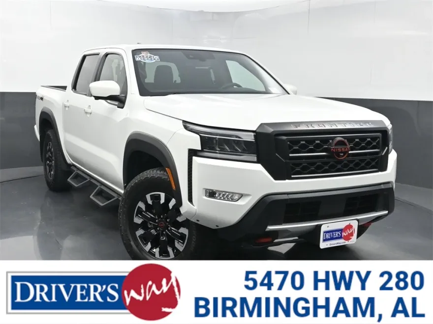 2023 Nissan Frontier PRO-4X Crew Cab photo 1