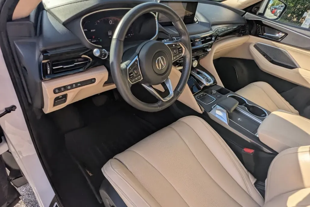 2023 Acura MDX SH-AWD Advance photo 1
