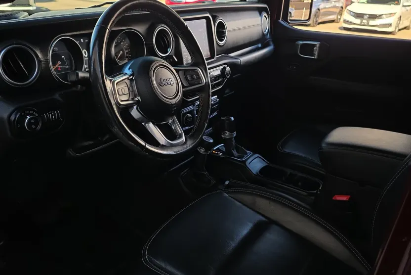 2021 Jeep Gladiator Overland photo 1
