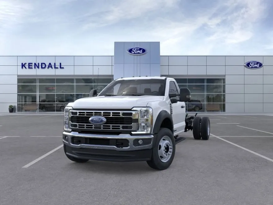 2026 Ford F-600 photo 1