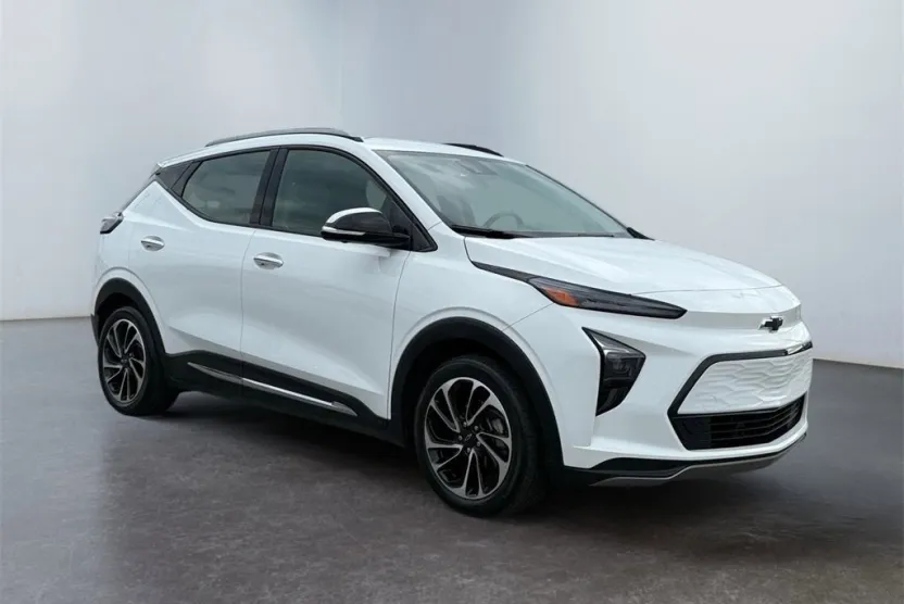 2023 Chevrolet Bolt EUV Premier photo 1