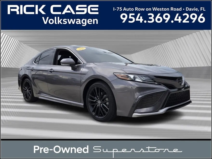 2022 Toyota Camry XSE photo 1