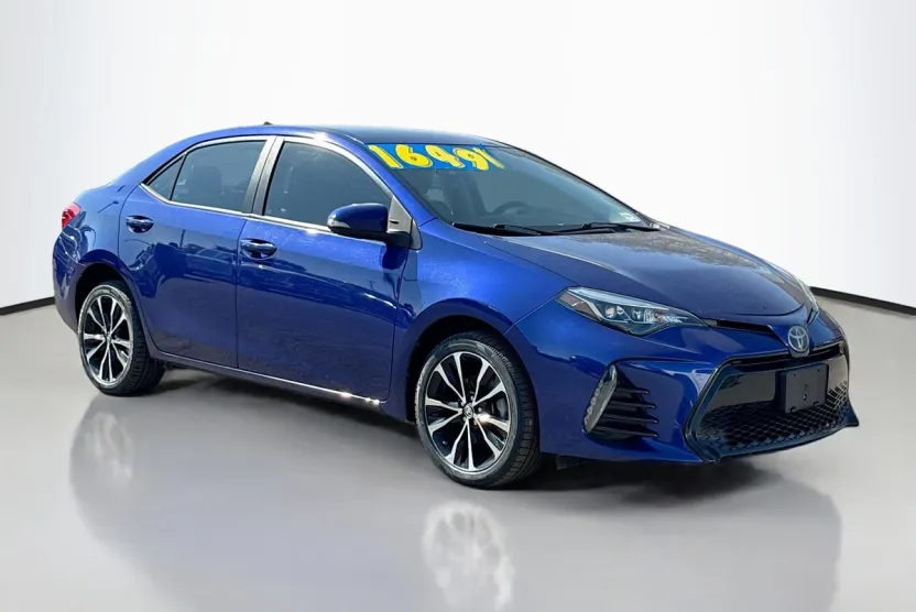 2018 Toyota Corolla L photo 1